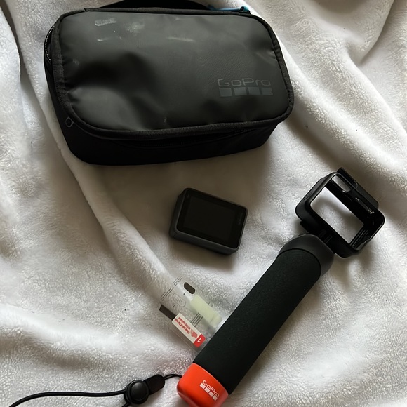 GoPro 7 silver - Picture 3 of 4